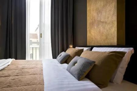 Piazza di Spagna 9 - 164