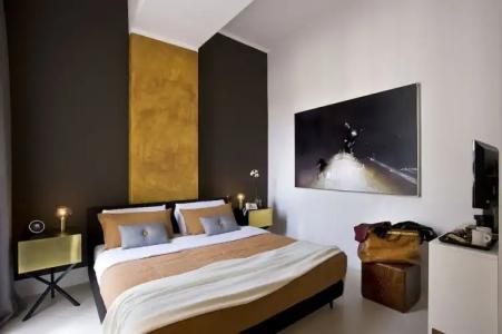 Piazza di Spagna 9 - 151