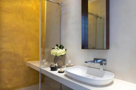 Piazza di Spagna 9 - 130