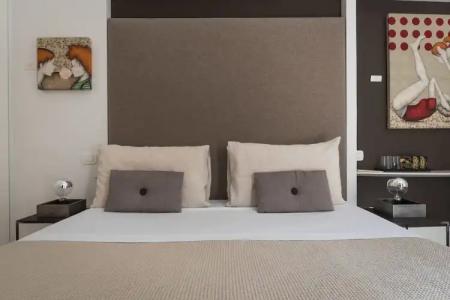 Piazza di Spagna 9 - 141