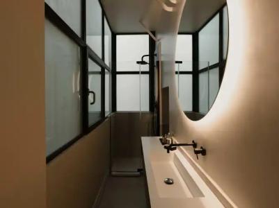 Piazza di Spagna 9 - 196