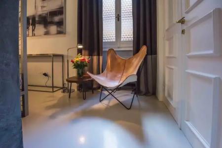 Piazza di Spagna 9 - 67