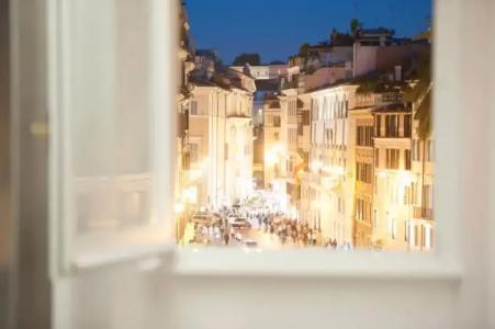 Piazza di Spagna 9 - 117