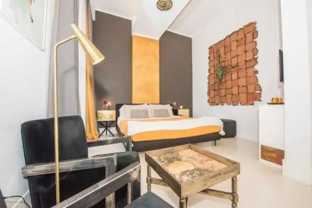 Piazza di Spagna 9 - 143