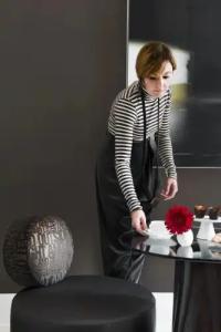 Piazza di Spagna 9 - 23