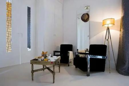 Piazza di Spagna 9 - 168