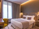 Standard room with city view