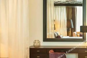 Sheraton Grand Hotel Apartments, Dubai, Dubai