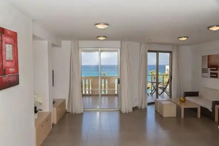 Capital Coast Resort And Spa - 109