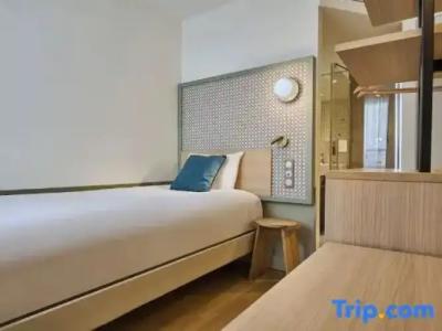 Cervantes by Happyculture - 121