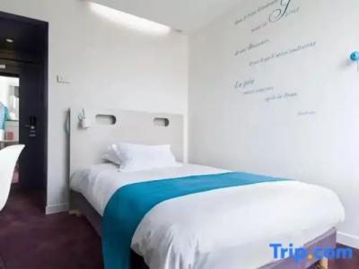 Cervantes by Happyculture - 119