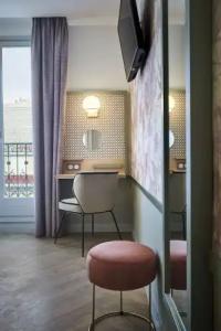 Cervantes by Happyculture - 128