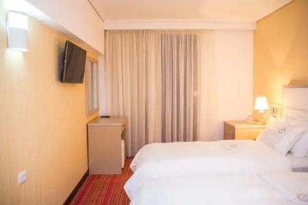 Santa Quaranta Premium Resort - 3