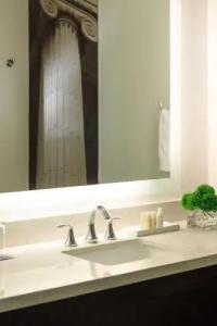 Renaissance Denver Downtown City Center - 9