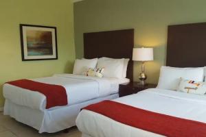 The Cabanas Guesthouse & Spa - Gay Men's Resort, Fort Lauderdale