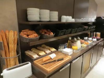 Apolonia Paris Montmartre; Sure Collection by Best Western - 10