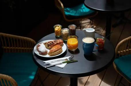 Apolonia Paris Montmartre; Sure Collection by Best Western - 13