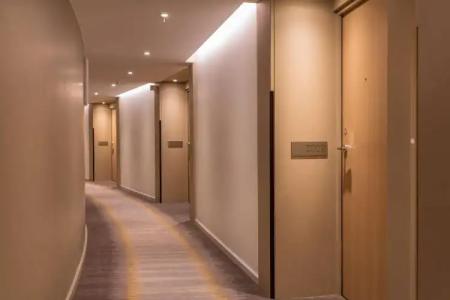 Hyatt Regency Paris Etoile - 16