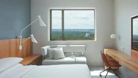 Hyatt Regency Paris Etoile - 57