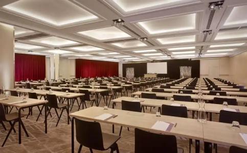 Hyatt Regency Paris Etoile - 19