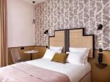 Superior room with city view