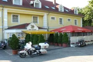 Hotel Aranysas, Alsoors