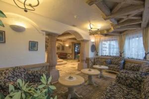 Hotel Sole - Sonne, Toblach
