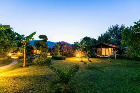 Etenna Beach Bungalows - 22