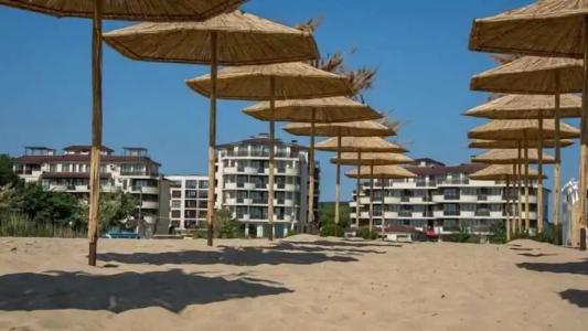 Long Beach Resort - 22