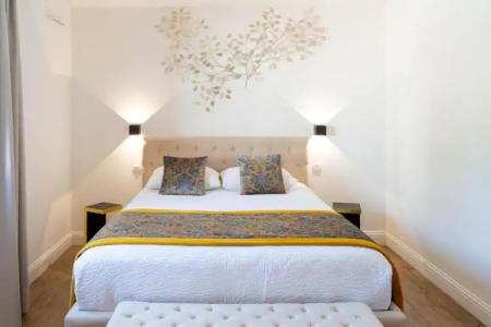 Petit Hôtel Confidentiel - 60