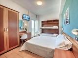 Standard Quadruple room with sea view