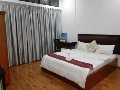 New Season Riverside - 40