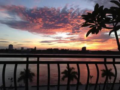 New Season Riverside - 25