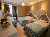 Comfort Quadruple room with view