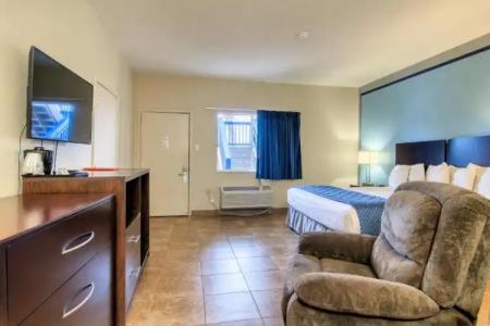 Alister Square Inn - 36