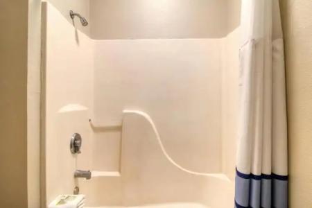 Alister Square Inn - 24