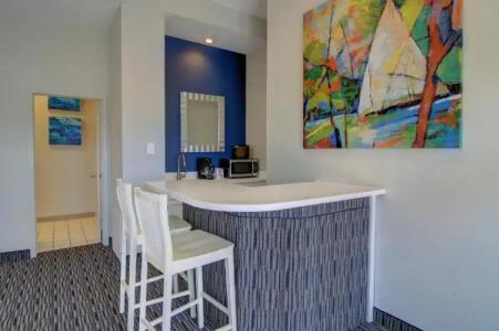 Alister Square Inn - 11