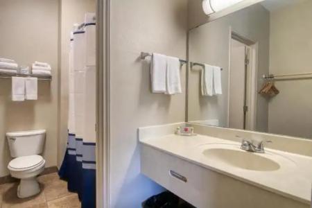 Alister Square Inn - 23