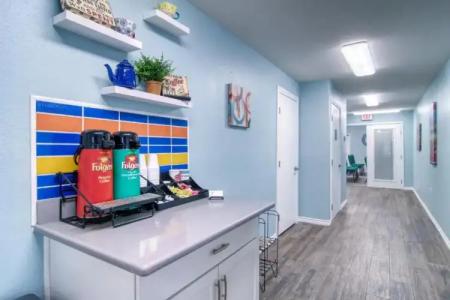 Alister Square Inn - 9