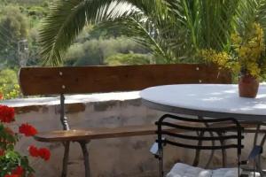 Chroussiano Farmhouse, Syros Island