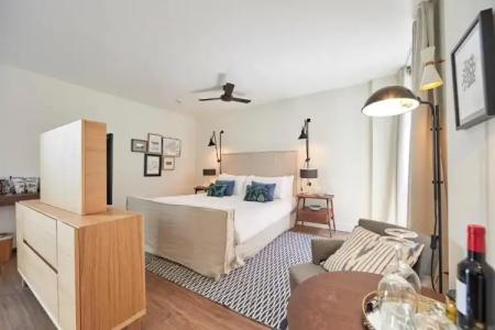 M House - 112