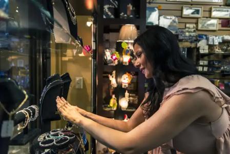 Desert Diamond Casino - 21