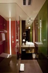 SIRTAJ – Beverly Hills - 9