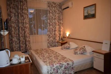 Ahilea - Free Pool Access - 5