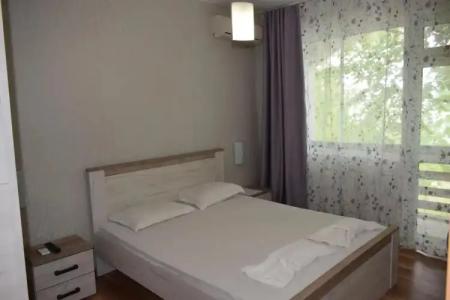 Ahilea - Free Pool Access - 4