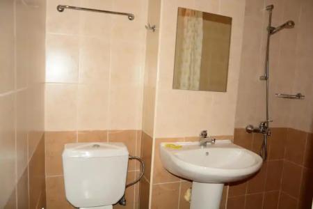 Ahilea - Free Pool Access - 9