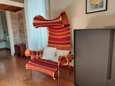 Palm Gallery - 102