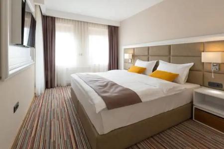 TESLA - Smart Stay Garni - 101