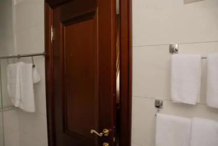 Fishta & Apartments - 6