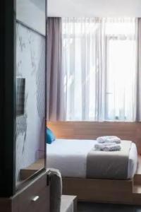 Athens Lodge Boutique - 73